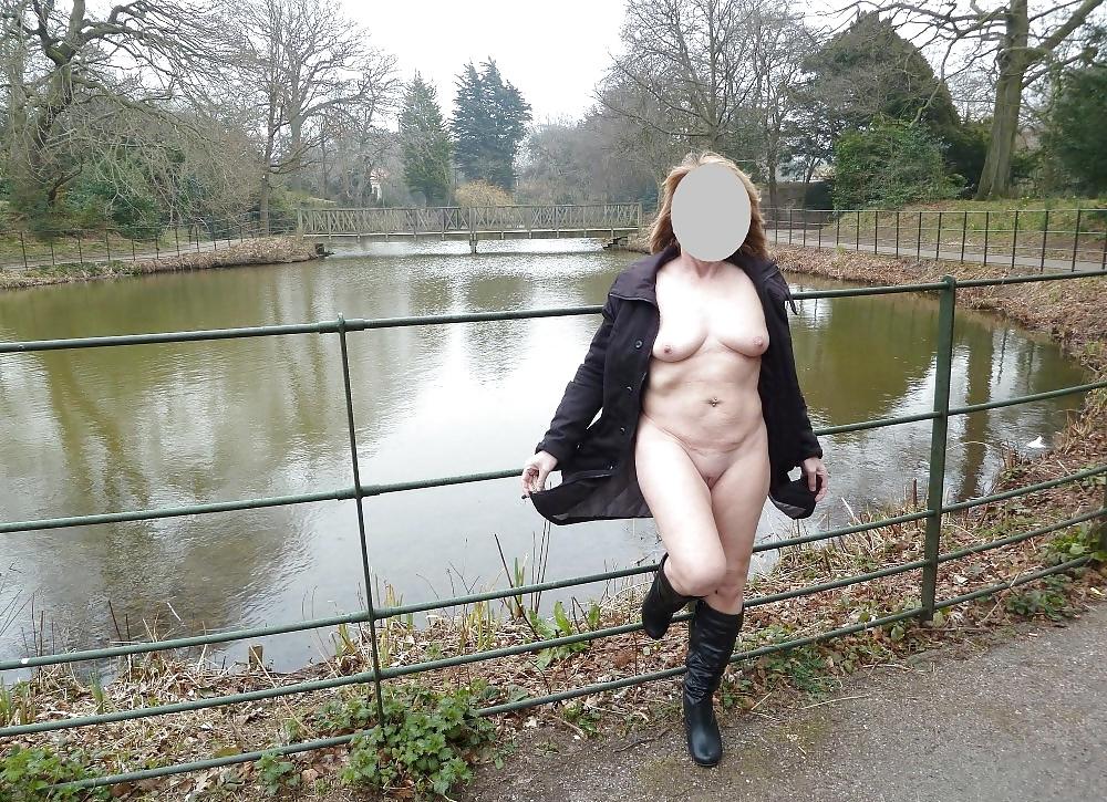 19P A stroll in the park