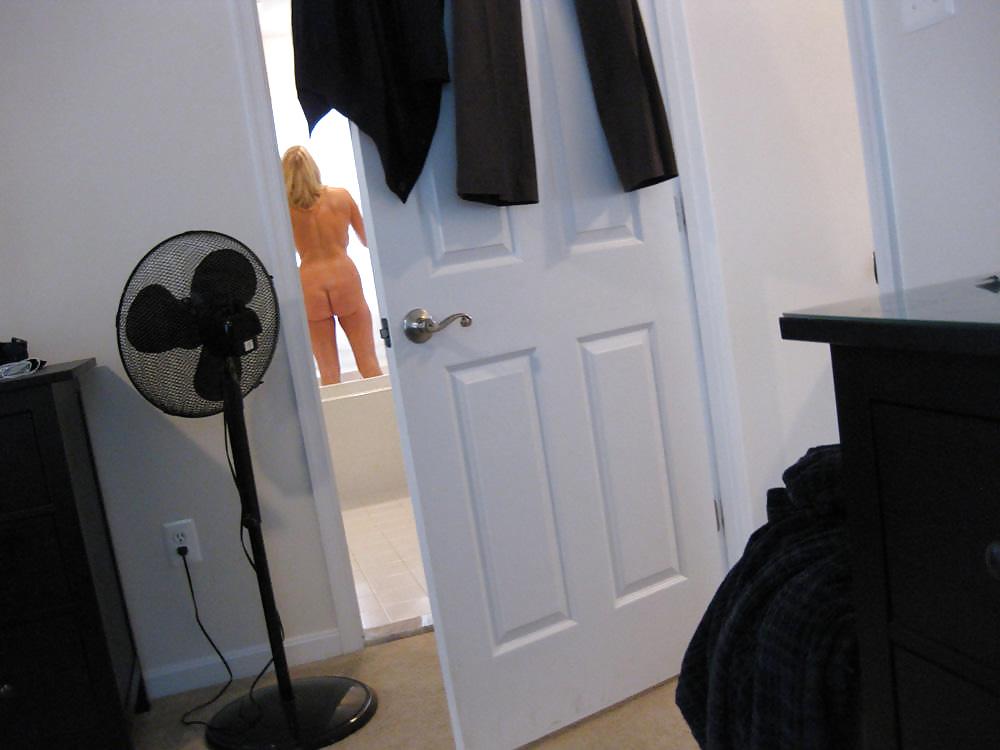 18P Milf in home