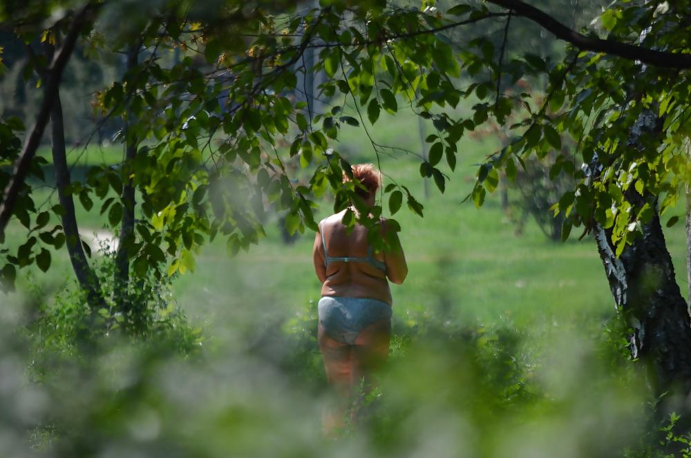 22P Grandmother to sunbathe in the park