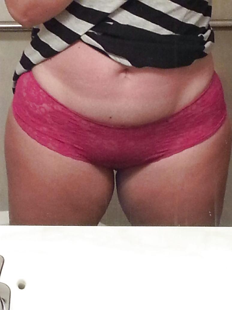 8P Pawg at work 2