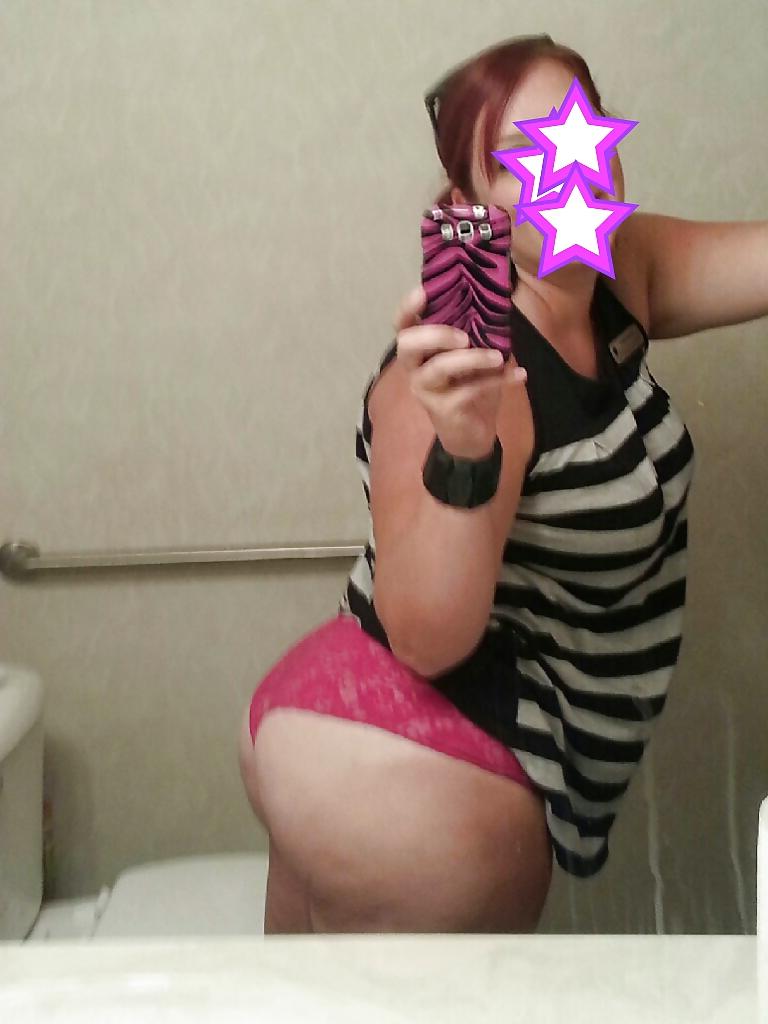 8P Pawg at work 2