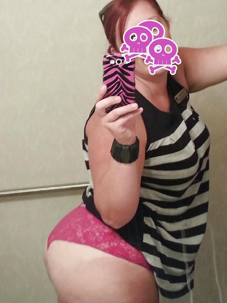 8P Pawg at work 2