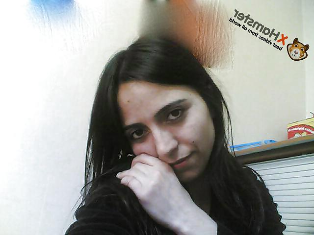 9P Exclusive sara 21 years from tunisia