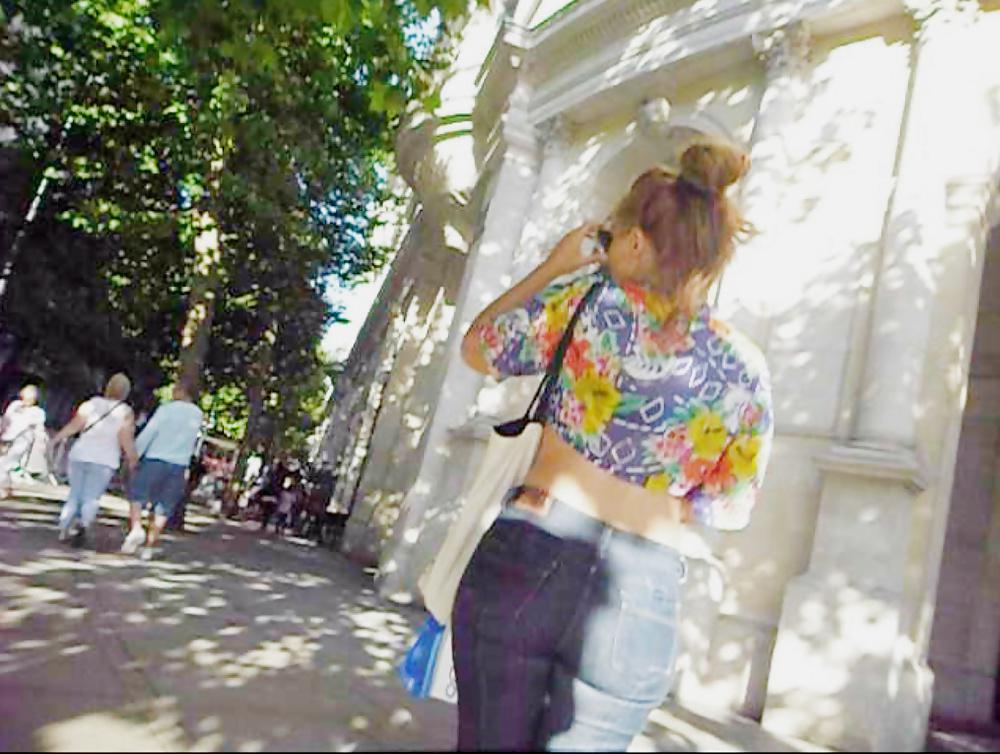 15P PAWG redhead in tight jeans on the street