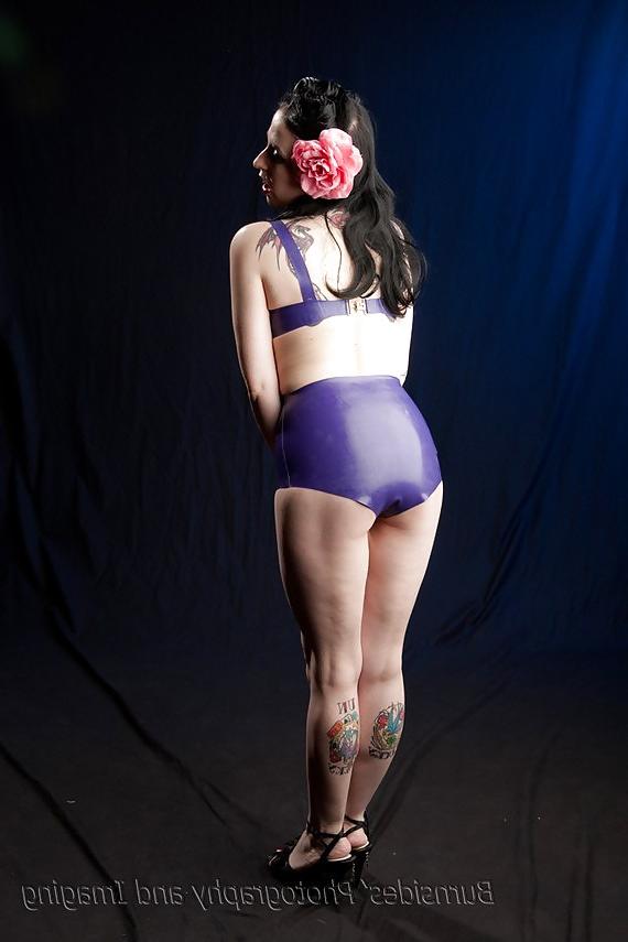 25P Gorgeous Latex Dolles 2