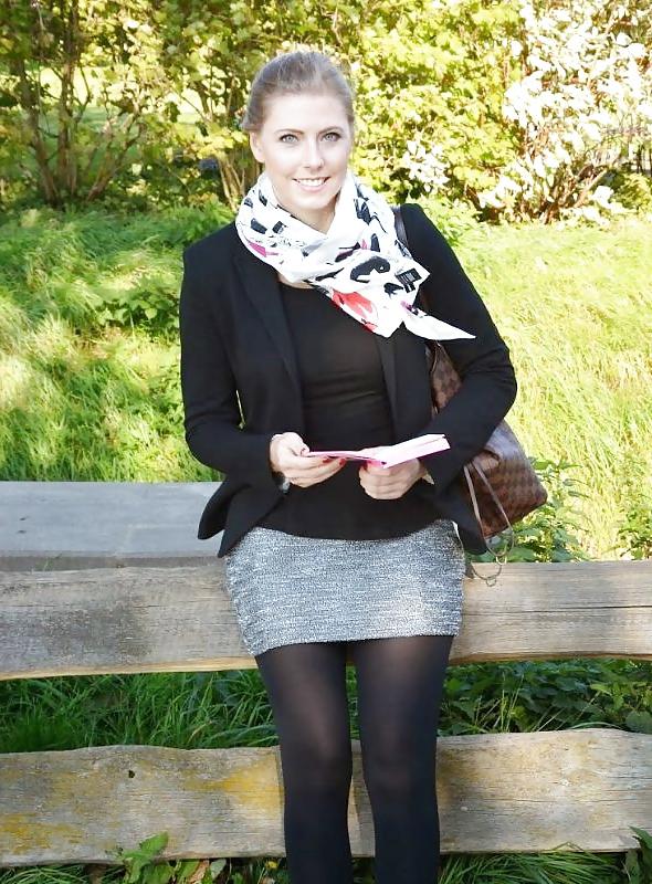 7P Carolin 30 Yars old and a Friend of my Cousine 