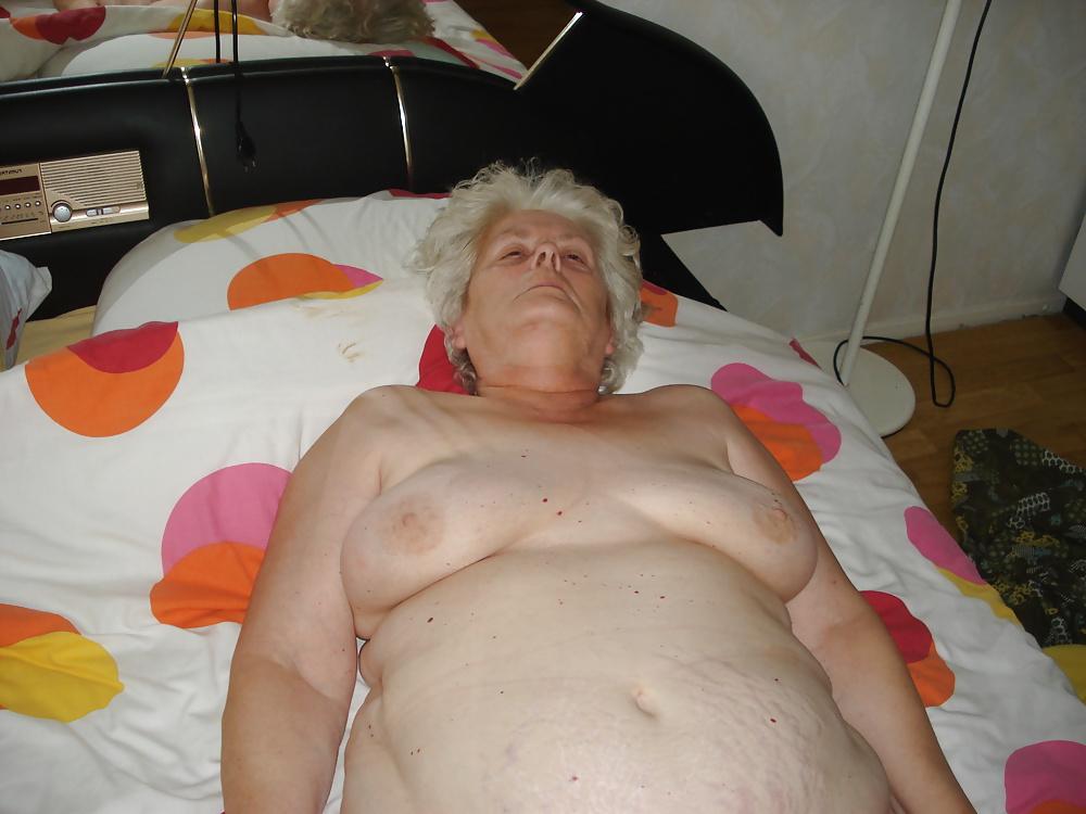 25P Granny dutch
