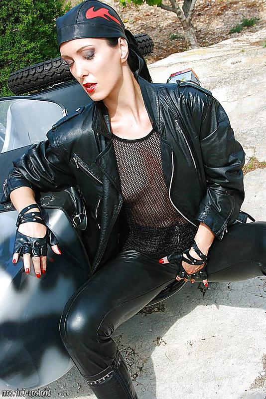 25P Fetish Liza