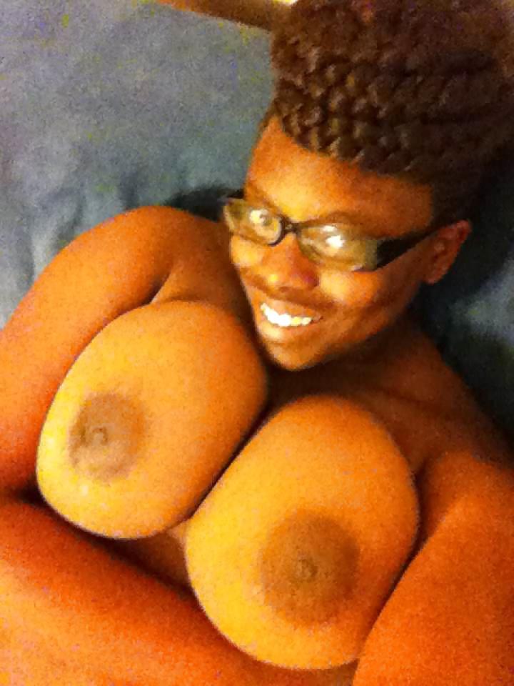25P Big boobs and ass from the United States