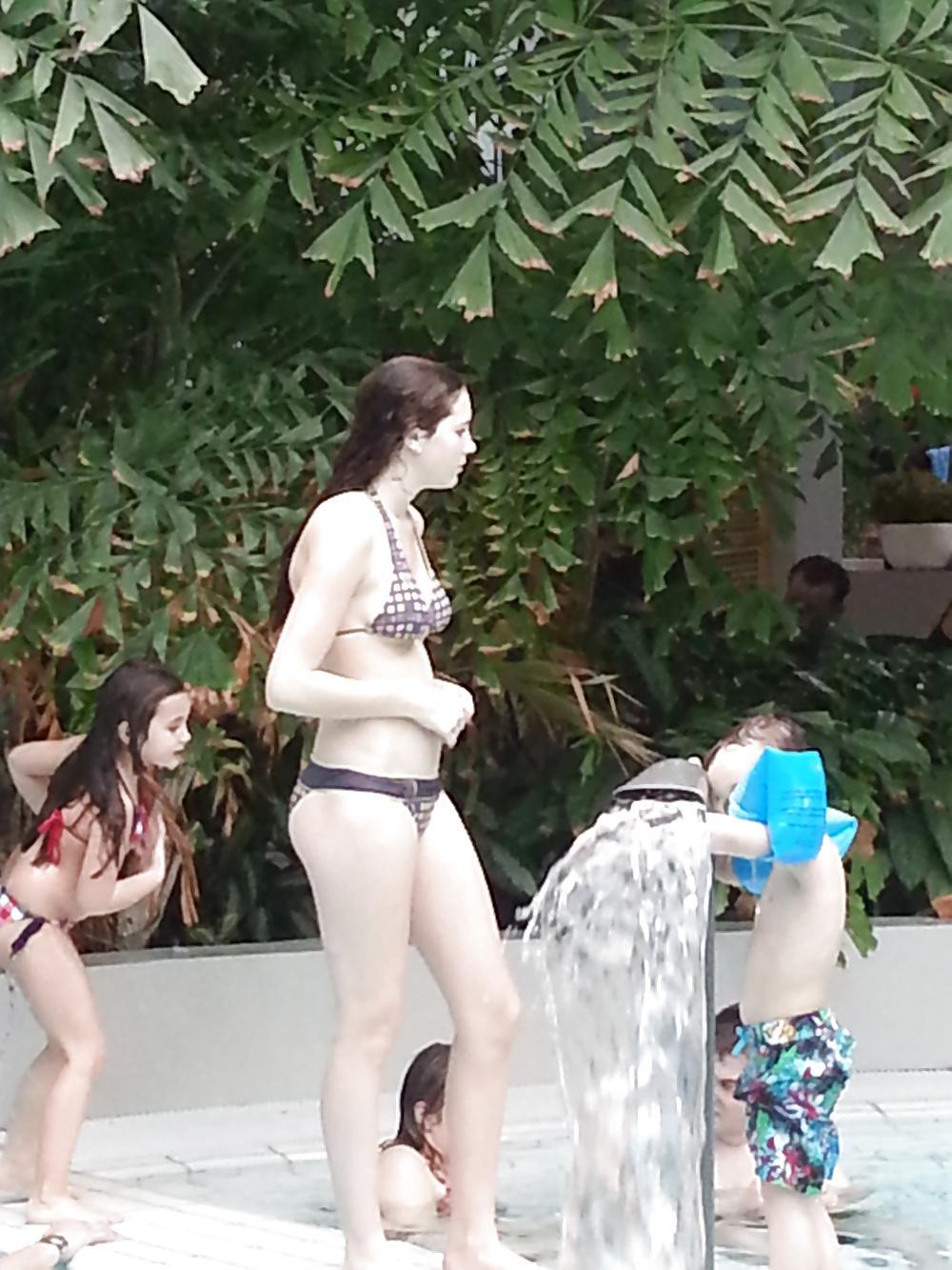 10P Pool side pics