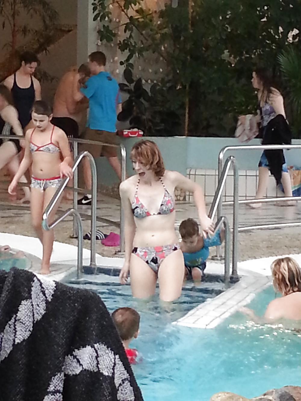 10P Pool side pics