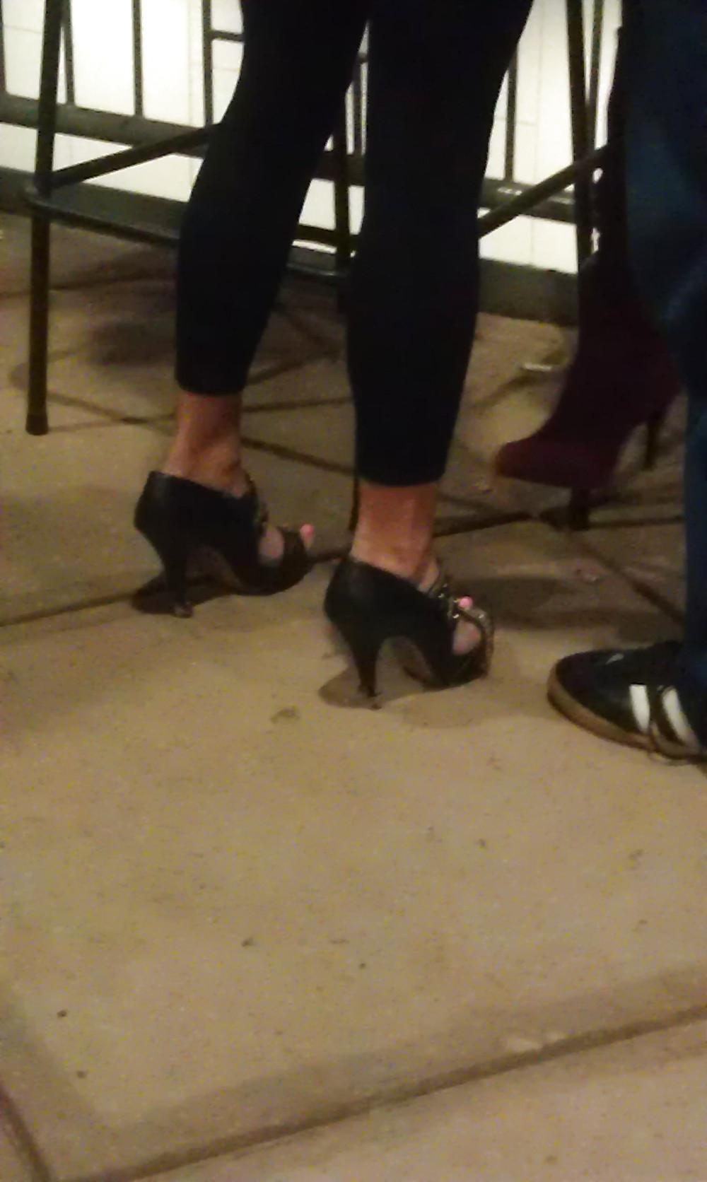 16P Daddy's Candid Foot Shots