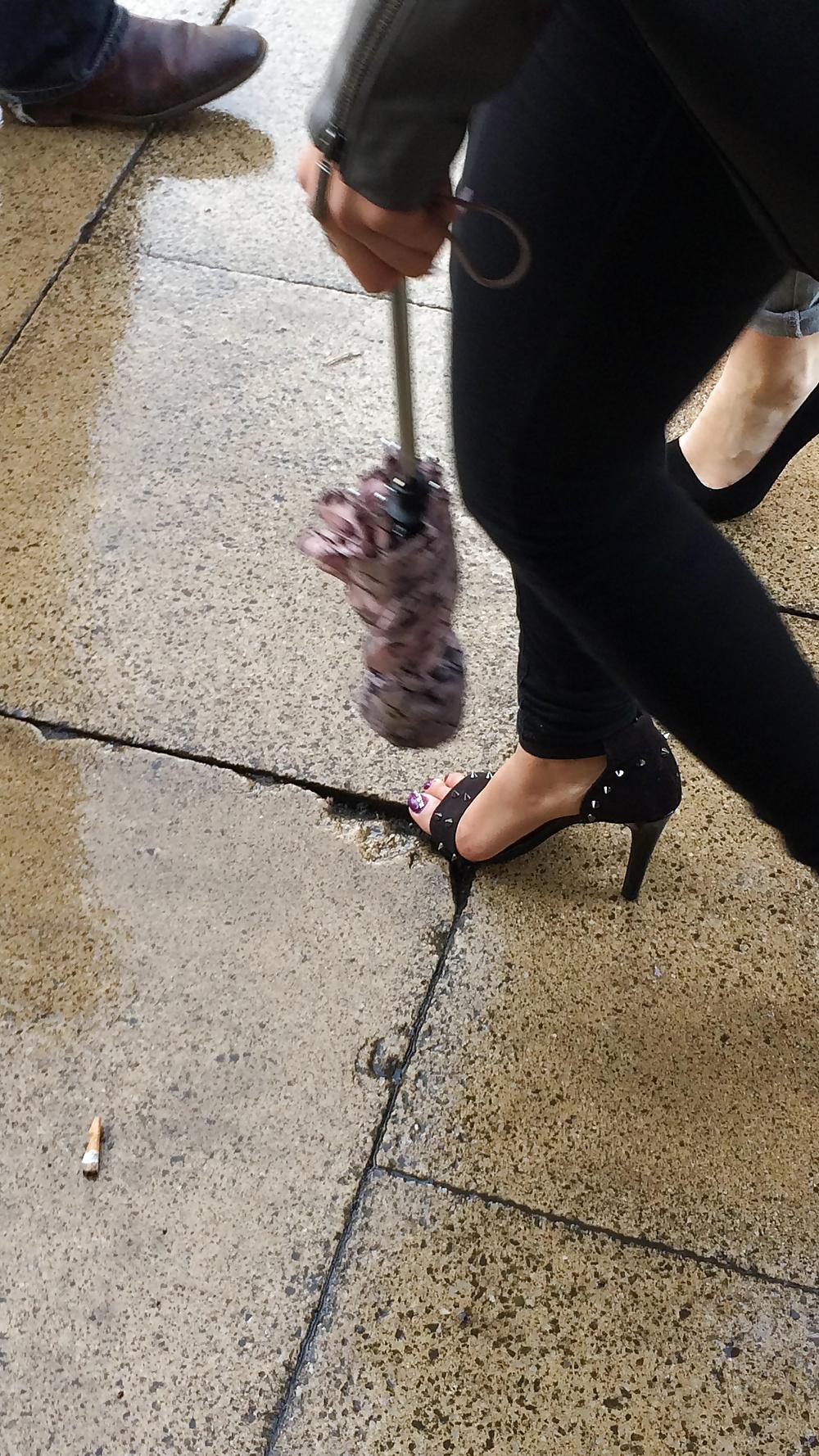7P Indian girl walking through town with sexy heels