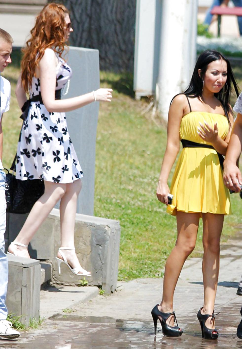 21P In the Streets 117 - YELLOW BOMBSHELL