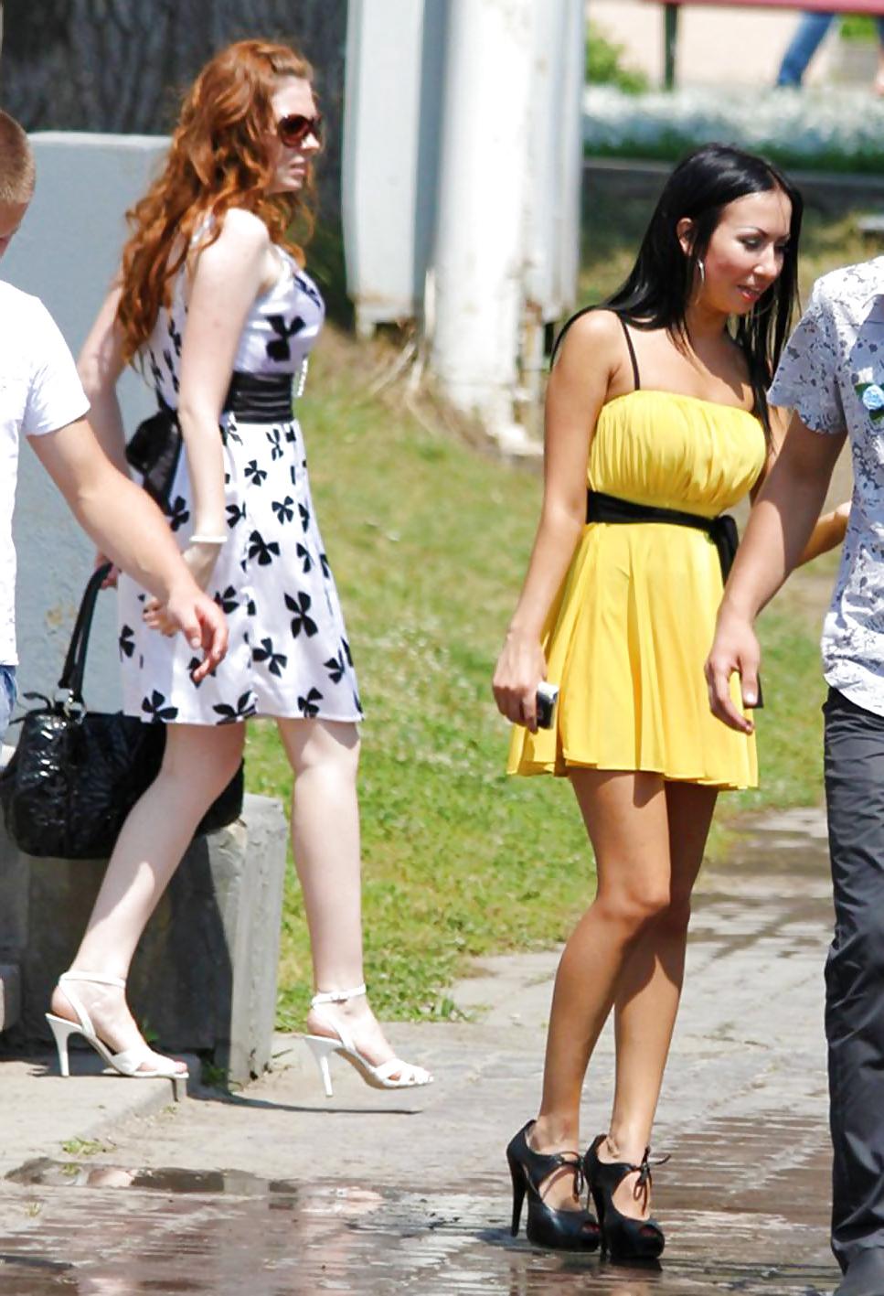 21P In the Streets 117 - YELLOW BOMBSHELL