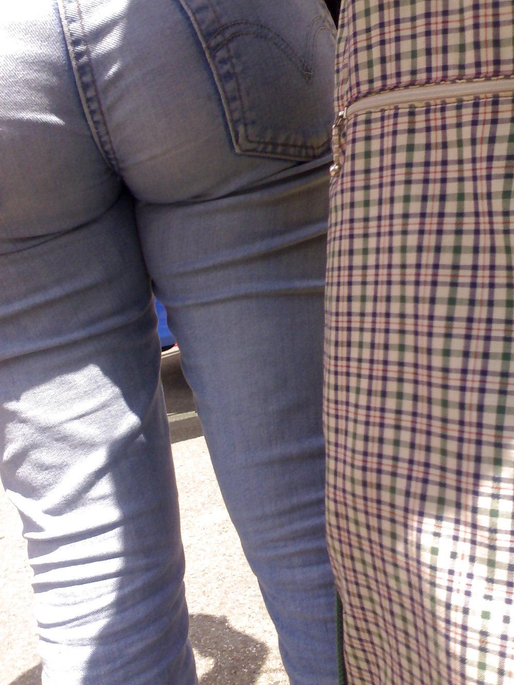 25P Tight asses 