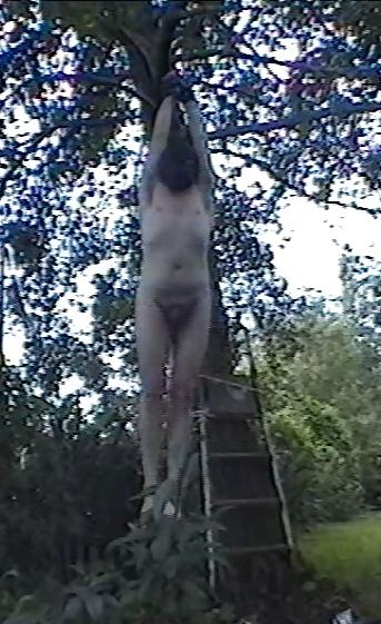 17P Male slave: labour and torture by fire