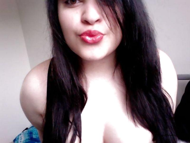 10P Arab Sexy Friend