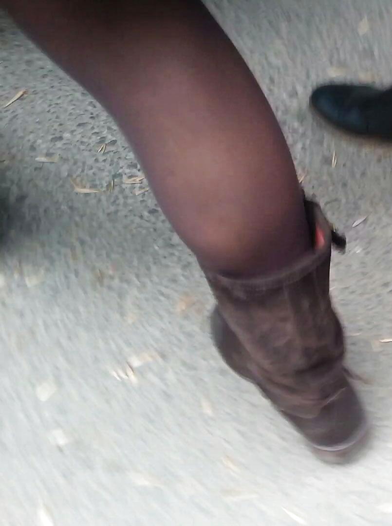 9P Spy sexy mature skirt and feet romanian