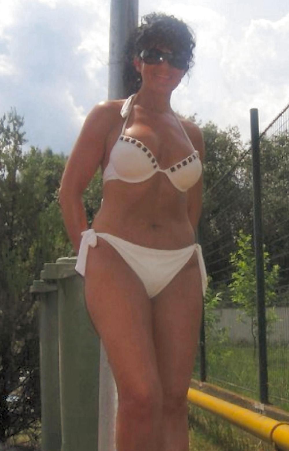 11P Romanian ex babe, home made fun