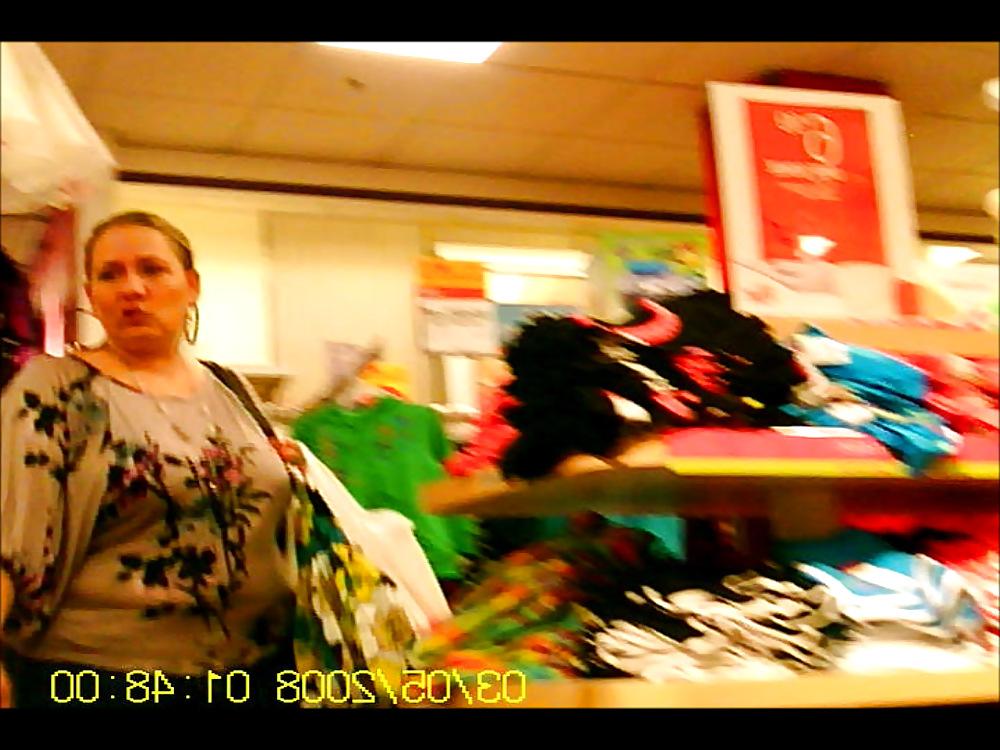 21P Are these Your Wives? Public Exposure