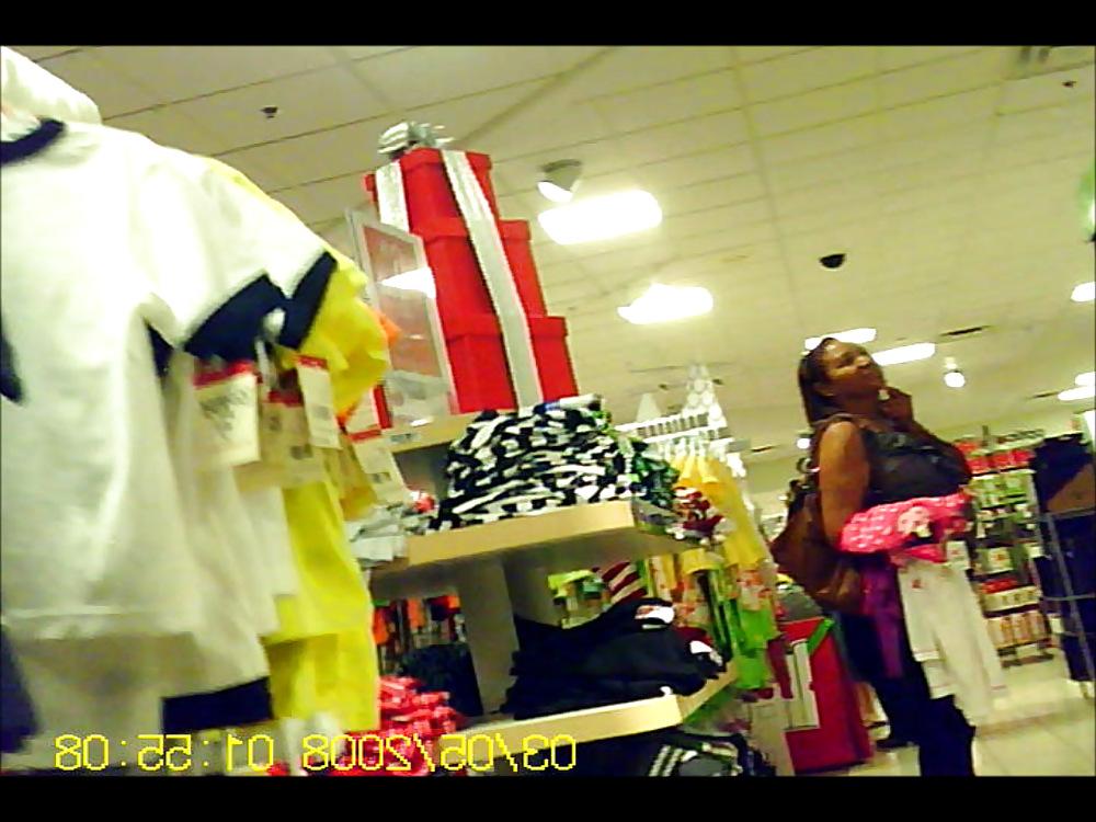 21P Are these Your Wives? Public Exposure