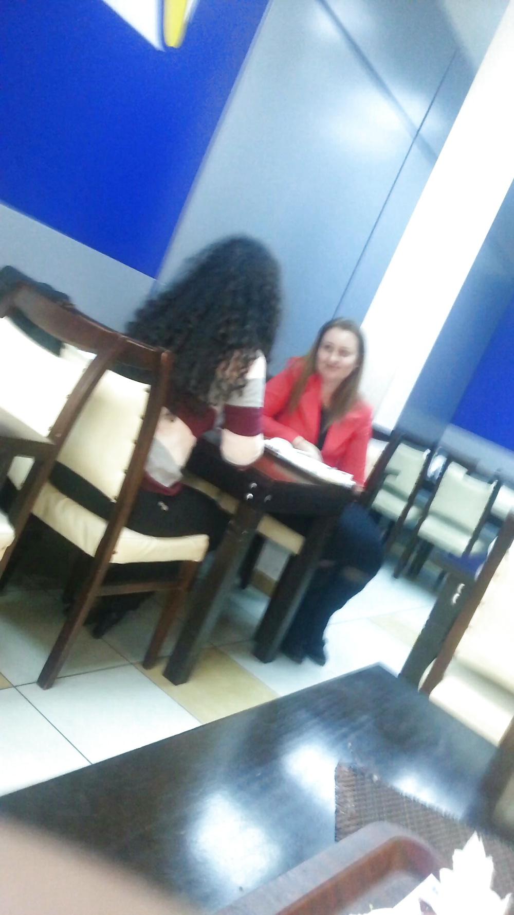 25P Spy restaurant old + young romanian