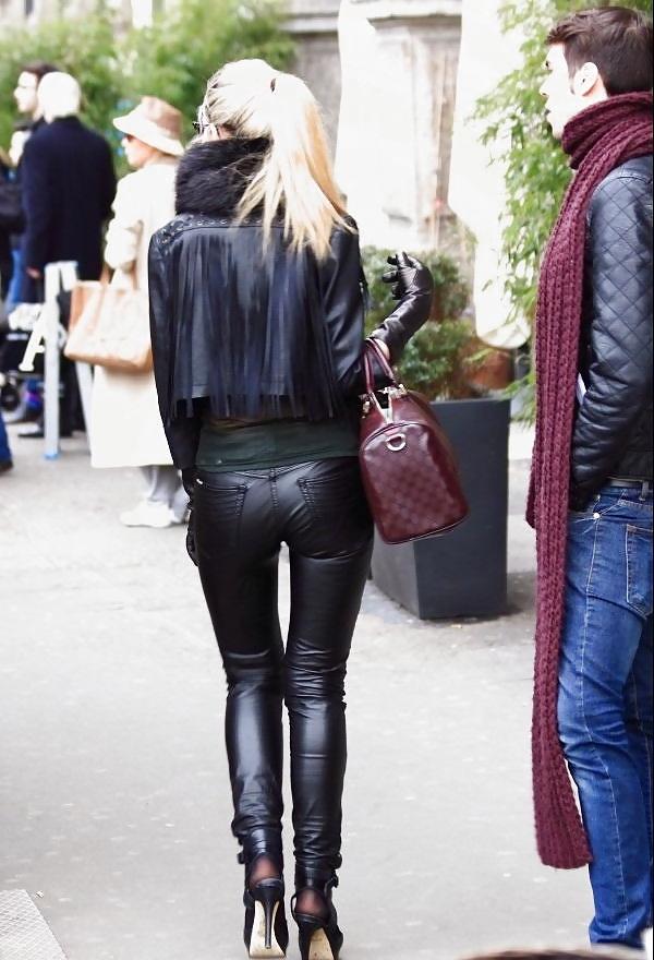 25P Random Candids 4