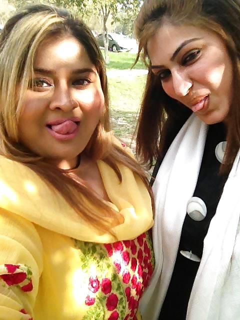25P Pakistani  Aysha Ch. sexy body for you long cock