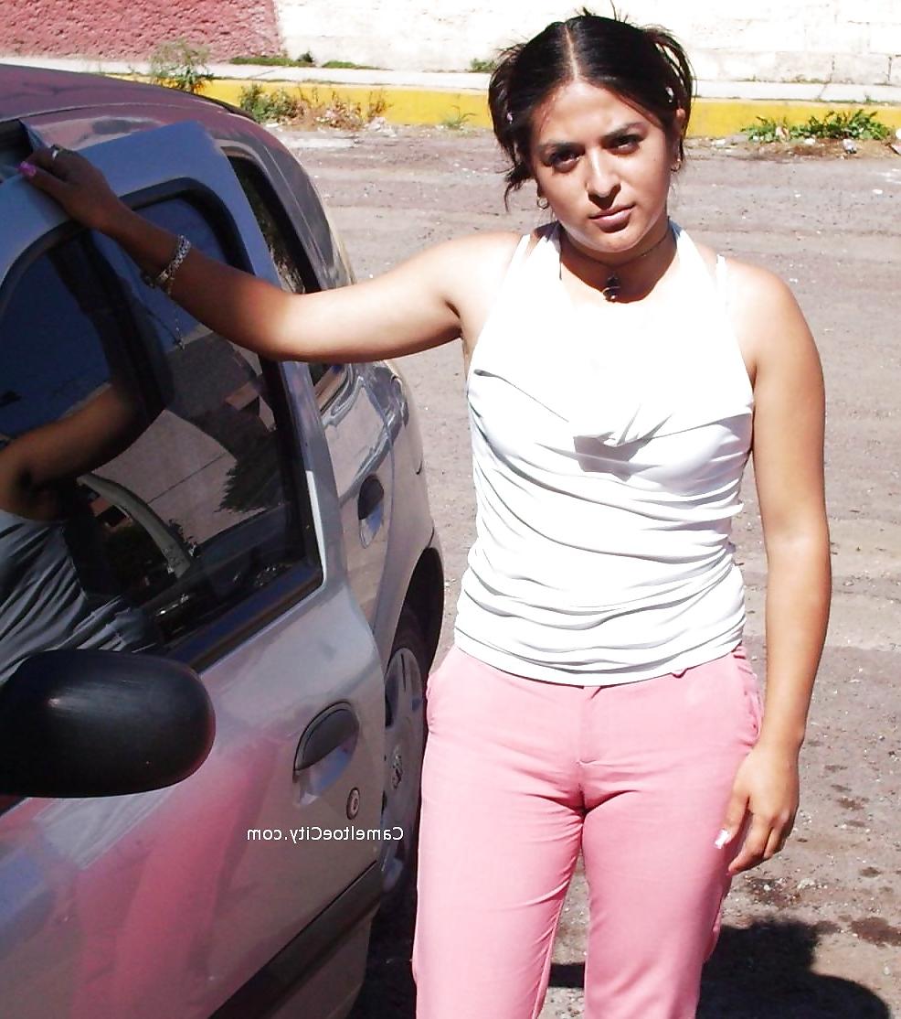 25P Cameltoe 
