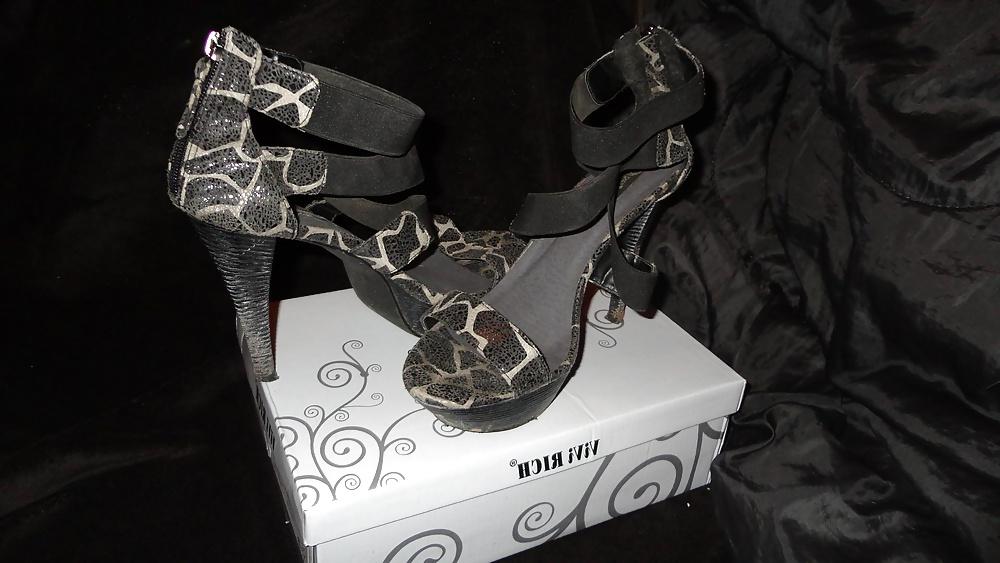 8P New feet my friend( les pieds de mes amis que j'aime )