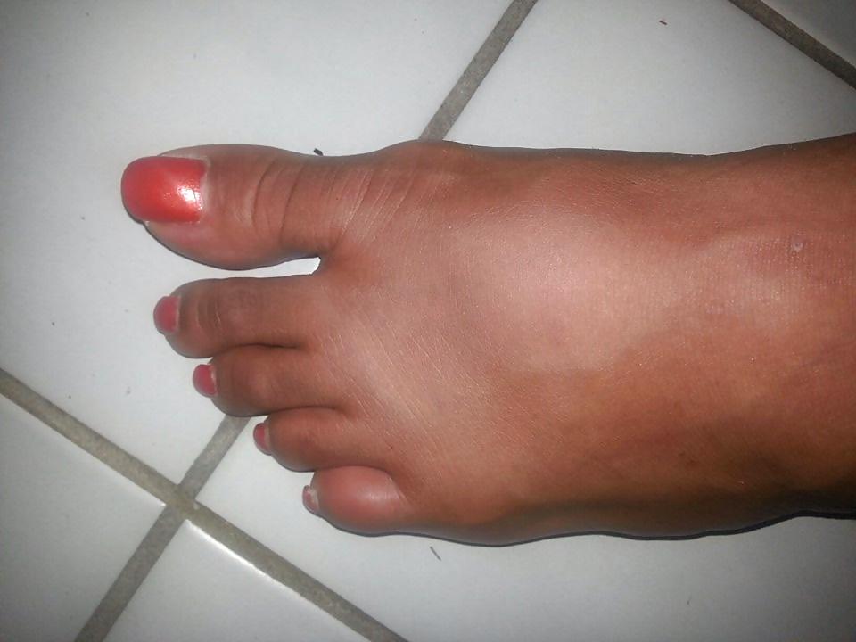 8P New feet my friend( les pieds de mes amis que j'aime )