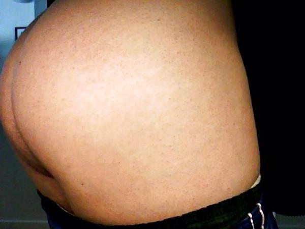 25P Amateur LB ass, body and cock...
