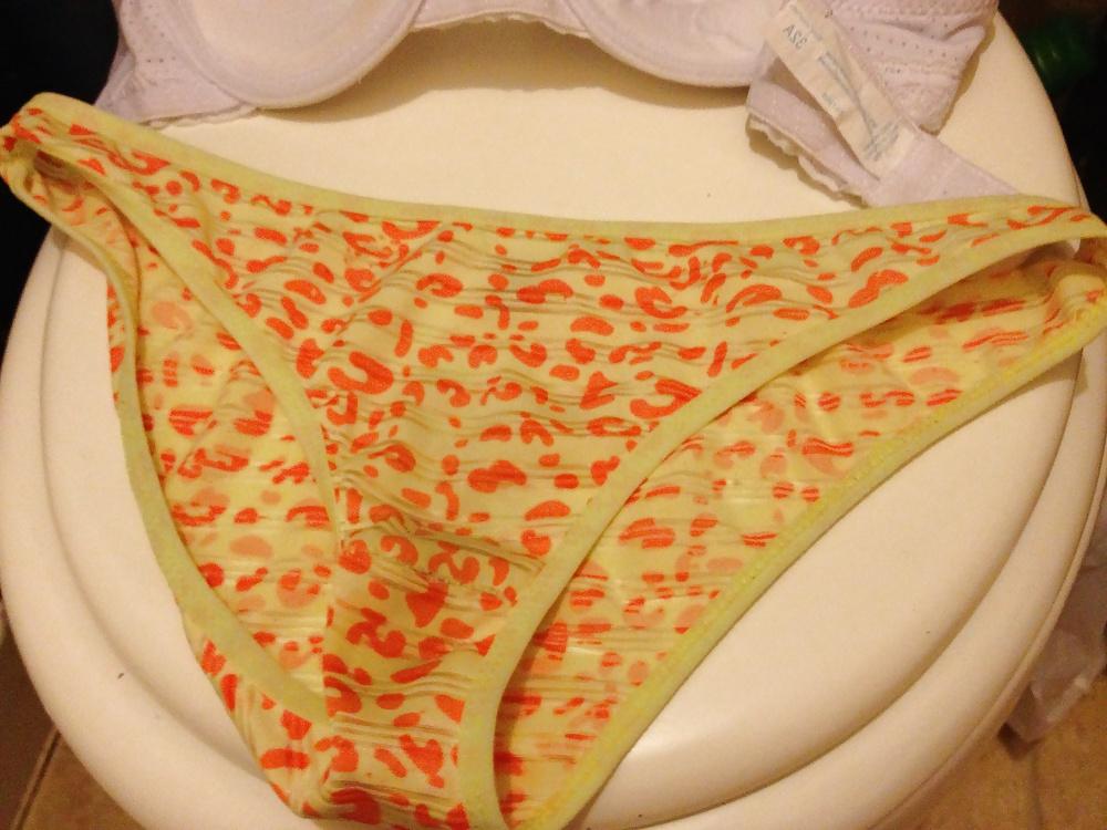 5P Stepdaughters wet panties