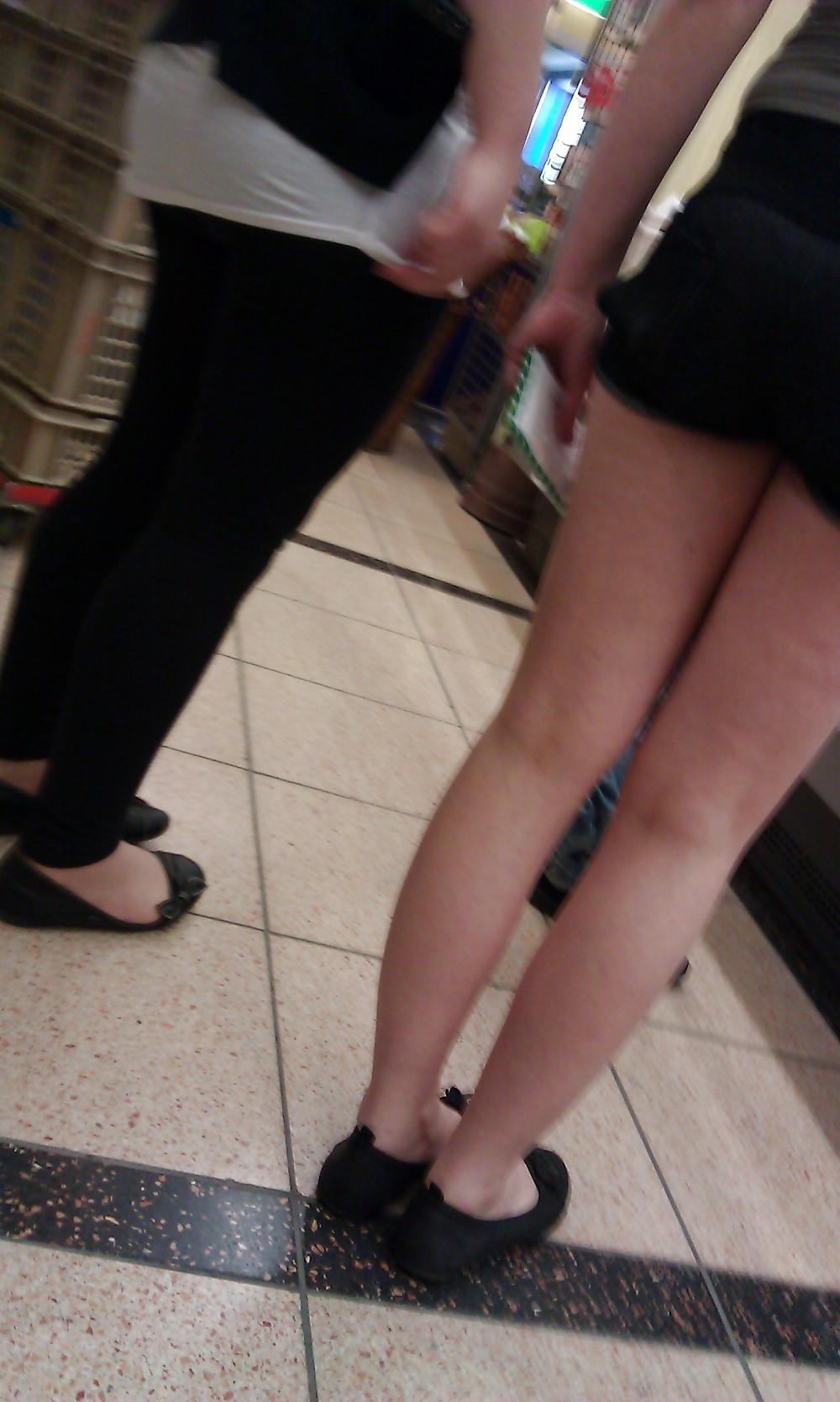 15P Todays summer girls X