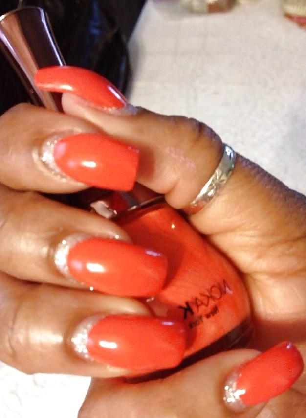 25P Nails