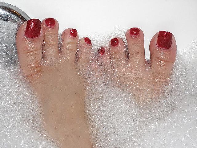 25P Nails
