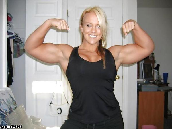 18P Dominant & Ballbusting Women 8