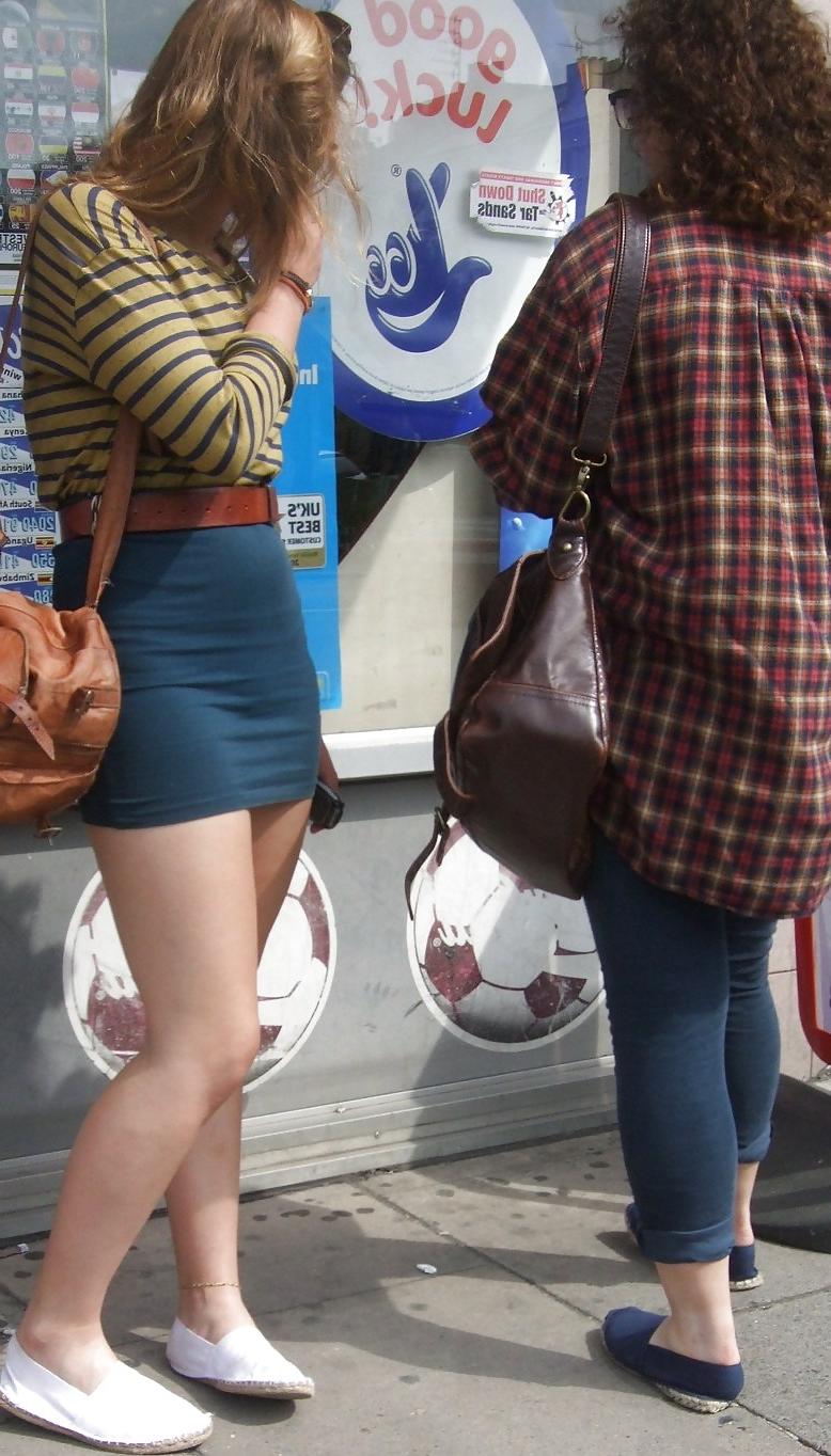 16P Short Skirt, Montreal , Canada, Streets