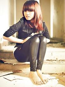 25P LEATHER GIRLS