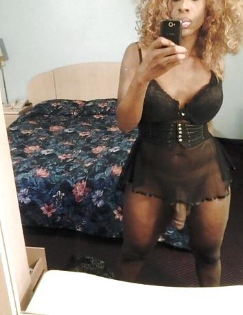 25P BLACK HOOD TRANNY THAT WANT TO CUM IN YOUR MOUTH