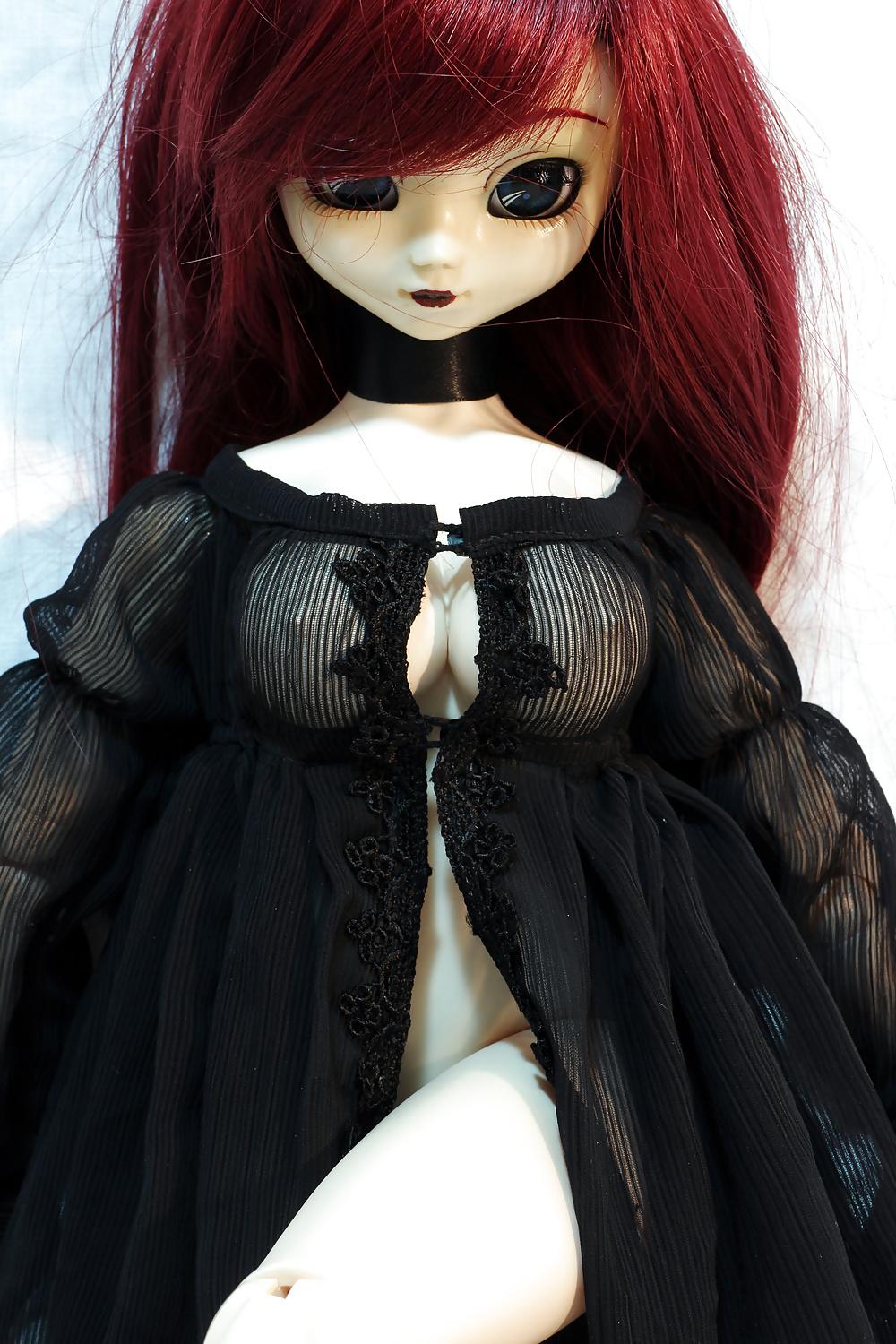 18P Doll Girl Gets Big!