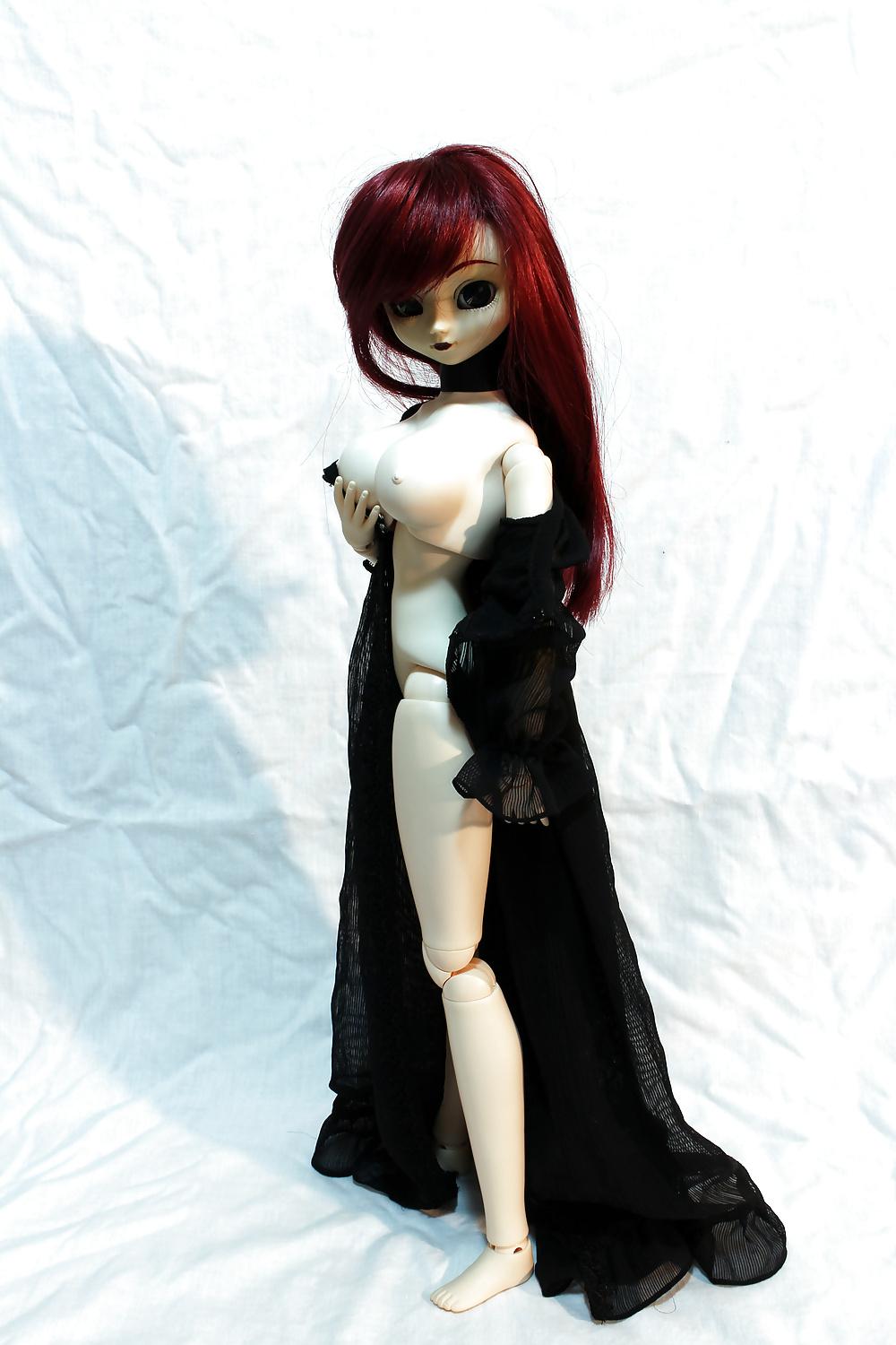 18P Doll Girl Gets Big!