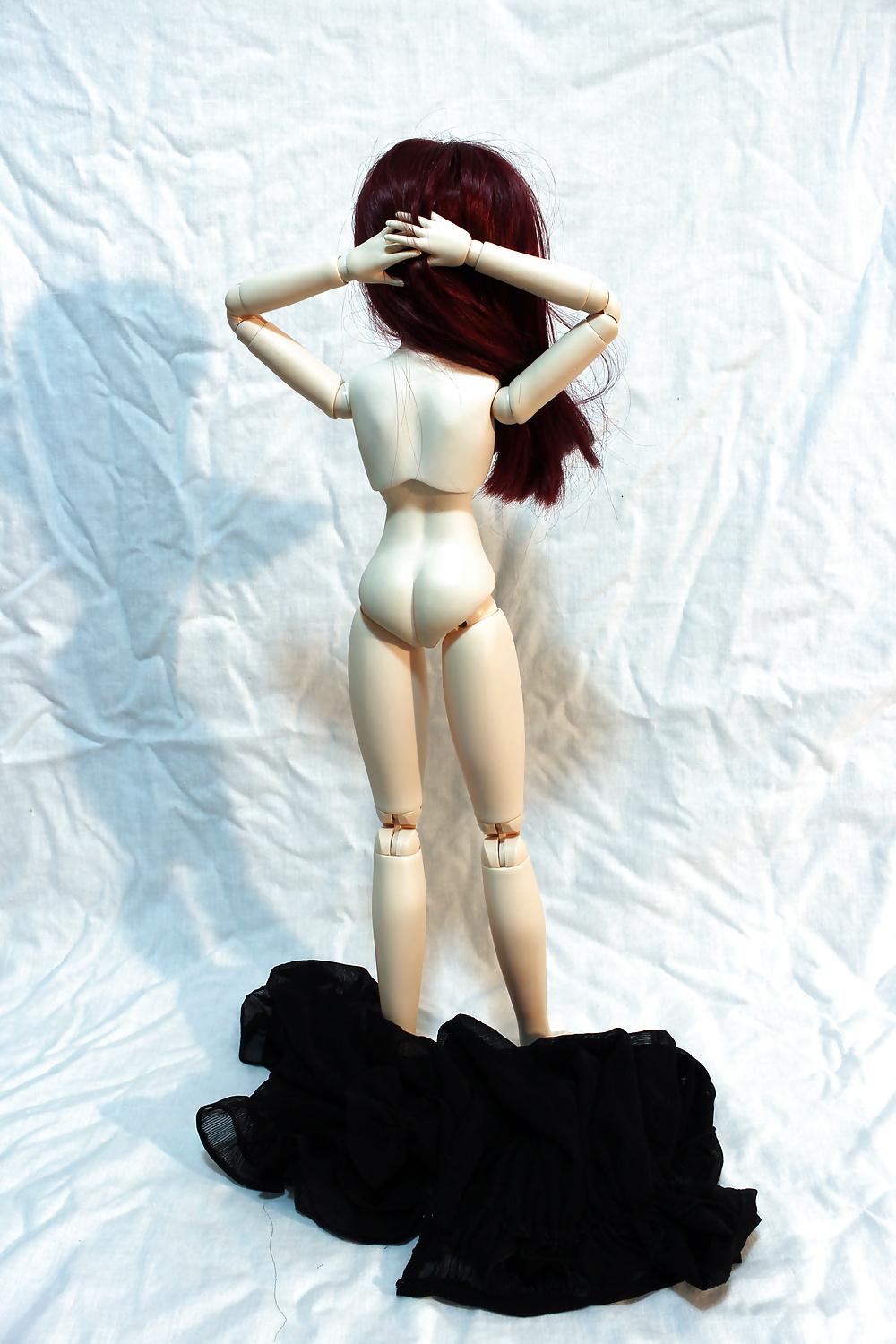 18P Doll Girl Gets Big!