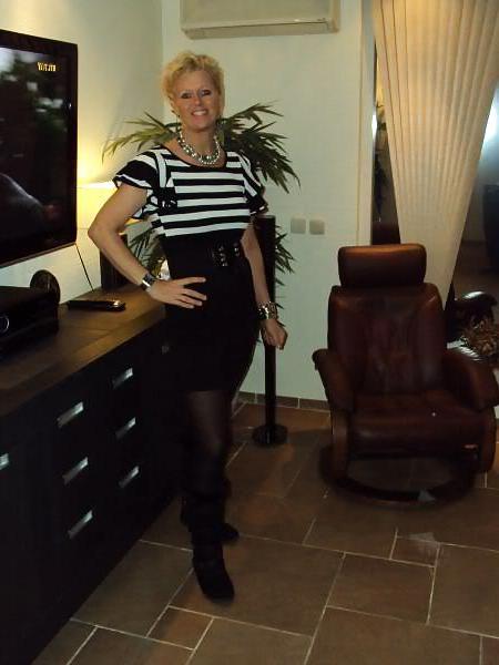 25P Dutch milf