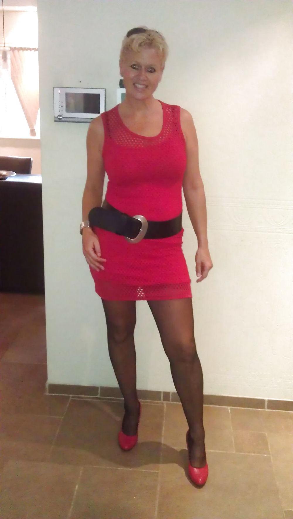 25P Dutch milf