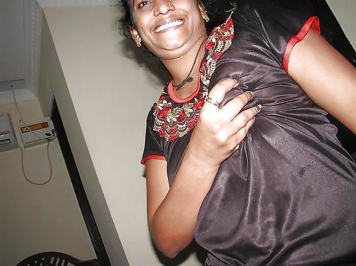 20P Aunty Hot 