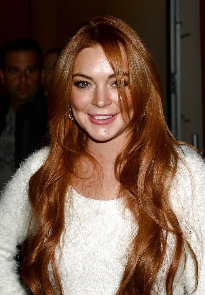 11P Lindsay Lohan ... Talks In Park City