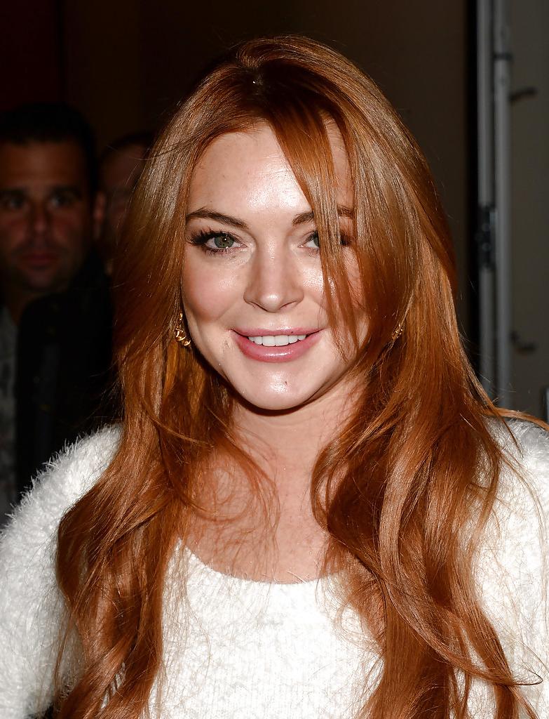 11P Lindsay Lohan ... Talks In Park City