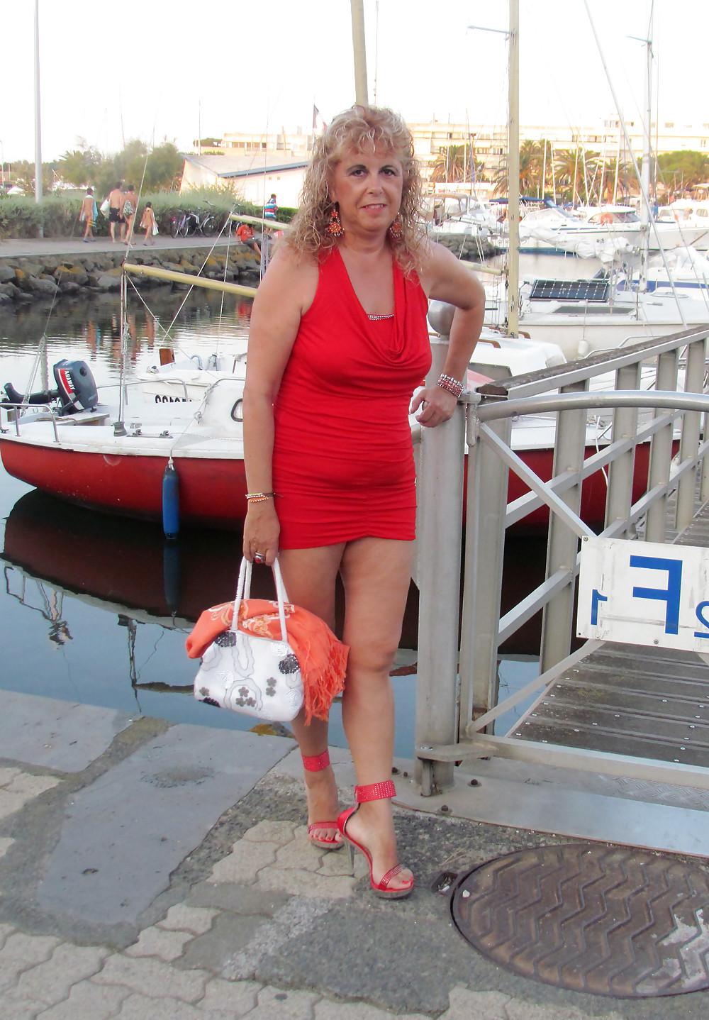 25P Your slut wife ready to party WITHOUT YOU!!!!